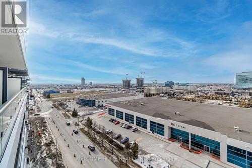 1019 - 38 Honeycrisp Crescent, Vaughan, ON - Outdoor With View