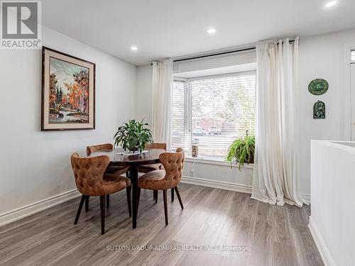 259 Axminster Drive, Richmond Hill, ON - Indoor Photo Showing Dining Room