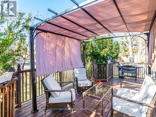 259 Axminster Drive, Richmond Hill, ON - Outdoor With Deck Patio Veranda With Exterior