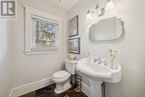 312 Aurora Heights Drive, Aurora, ON - Indoor Photo Showing Bathroom