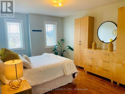 86 Sydie Lane, New Tecumseth, ON - Indoor Photo Showing Bedroom