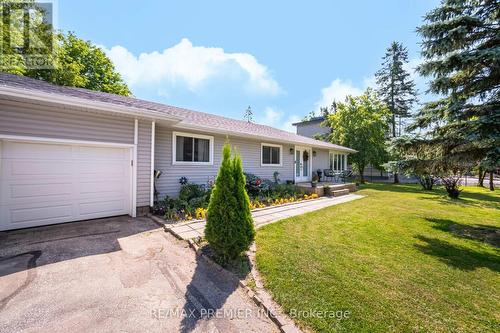 17 Sumach Drive, Georgina, ON - Outdoor