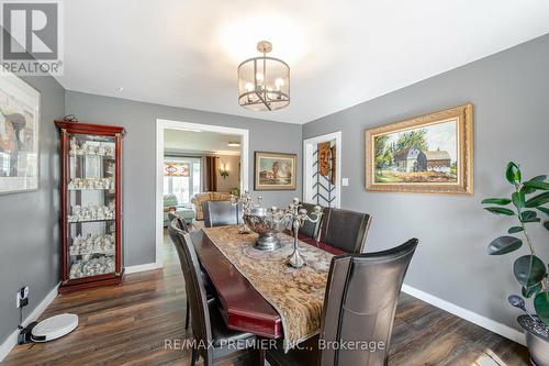 17 Sumach Drive, Georgina, ON - Indoor Photo Showing Dining Room