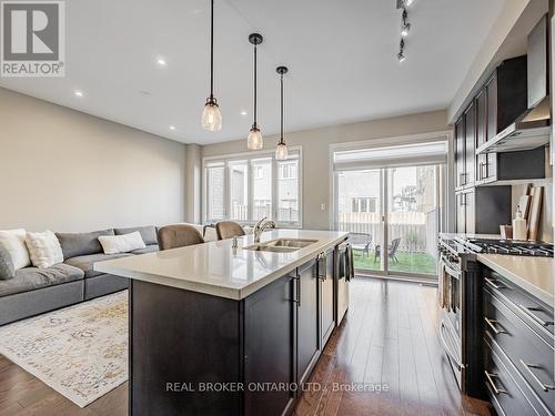 1185 Cactus Crescent, Pickering, ON - Indoor Photo Showing Kitchen With Double Sink With Upgraded Kitchen