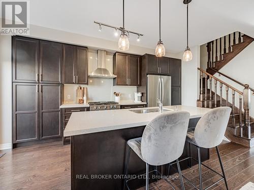 1185 Cactus Crescent, Pickering, ON - Indoor Photo Showing Kitchen With Double Sink With Upgraded Kitchen