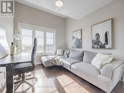 1185 Cactus Crescent, Pickering, ON - Indoor Photo Showing Living Room