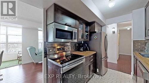 1213 - 330 Mccowan Road, Toronto, ON - Indoor Photo Showing Kitchen