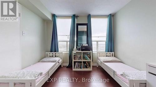 1213 - 330 Mccowan Road, Toronto, ON - Indoor Photo Showing Bedroom