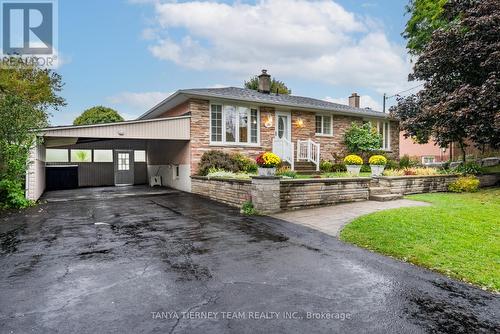 30 Ferguson Avenue, Whitby, ON - Outdoor