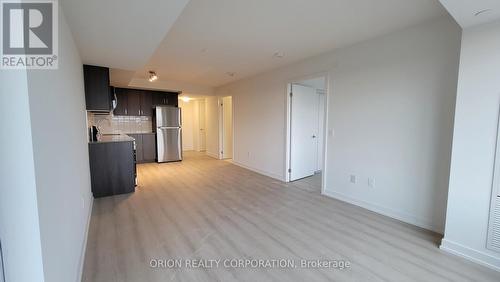 504 - 1435 Celebration Drive, Pickering, ON - Indoor Photo Showing Kitchen