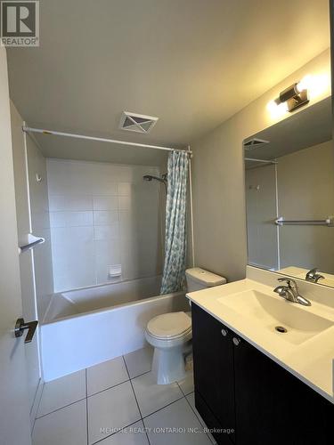 1515 - 181 Village Green Square, Toronto, ON - Indoor Photo Showing Bathroom