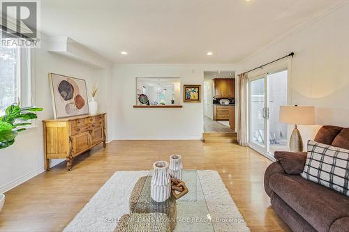 106 Yardley Avenue, Toronto, ON - Indoor Photo Showing Living Room