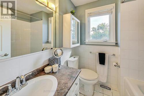 106 Yardley Avenue, Toronto, ON - Indoor Photo Showing Bathroom