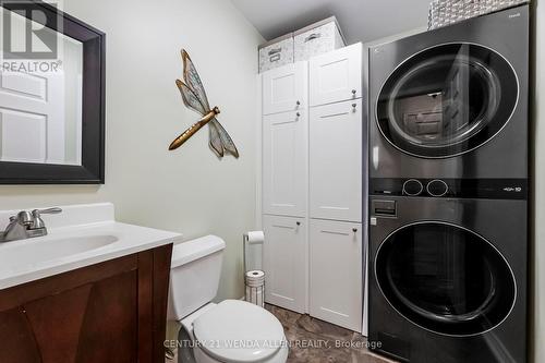 20 Hogan Crescent, Clarington, ON - Indoor Photo Showing Laundry Room