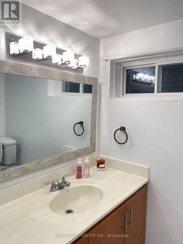 Bsmt - 197 Goldhawk Trail, Toronto, ON - Indoor Photo Showing Bathroom