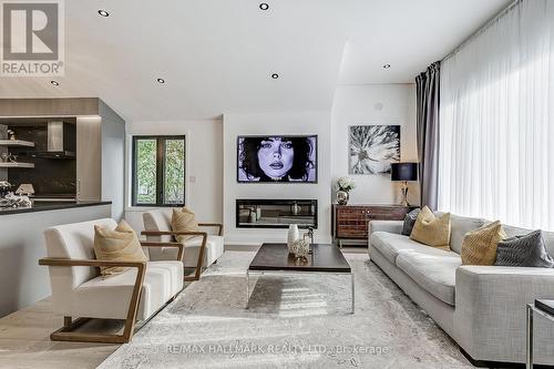 148 May Avenue, Richmond Hill, ON - Indoor Photo Showing Living Room With Fireplace