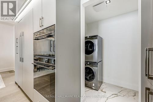 148 May Avenue, Richmond Hill, ON - Indoor Photo Showing Laundry Room