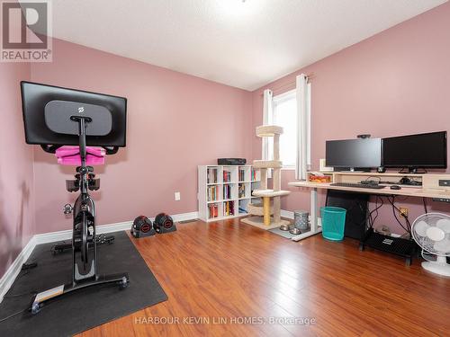 40 Mandel Crescent, Richmond Hill, ON - Indoor Photo Showing Office