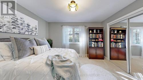 26 Victory Drive, East Gwillimbury, ON - Indoor Photo Showing Bedroom