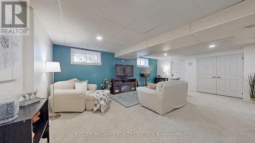 26 Victory Drive, East Gwillimbury, ON - Indoor