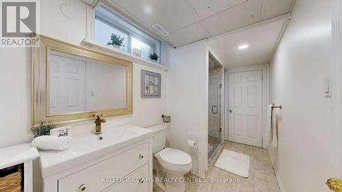 26 Victory Drive, East Gwillimbury, ON - Indoor Photo Showing Bathroom