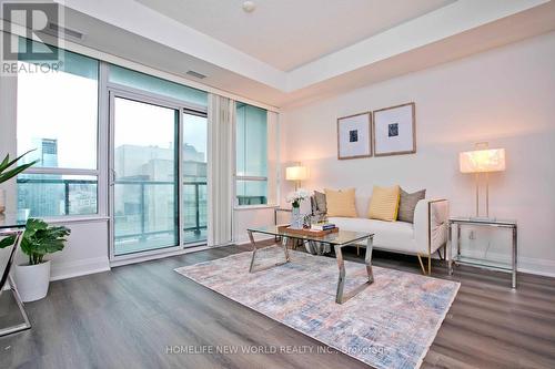 2002 - 68 Canterbury Place, Toronto, ON - Indoor Photo Showing Living Room