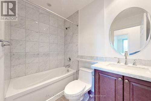 1602 - 35 Balmuto Street, Toronto, ON - Indoor Photo Showing Bathroom