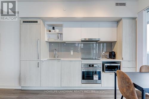 3307 - 138 Downes Street, Toronto, ON - Indoor Photo Showing Kitchen