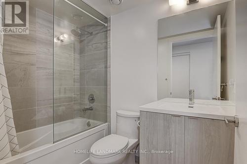 3307 - 138 Downes Street, Toronto, ON - Indoor Photo Showing Bathroom