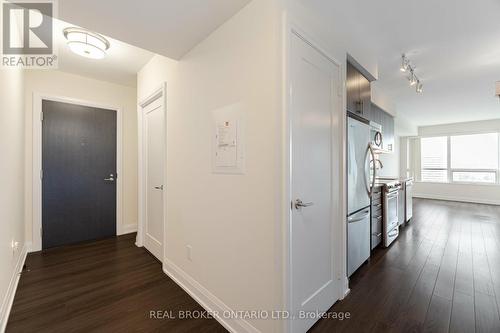 703 - 18 Graydon Hall Drive, Toronto, ON - Indoor Photo Showing Other Room