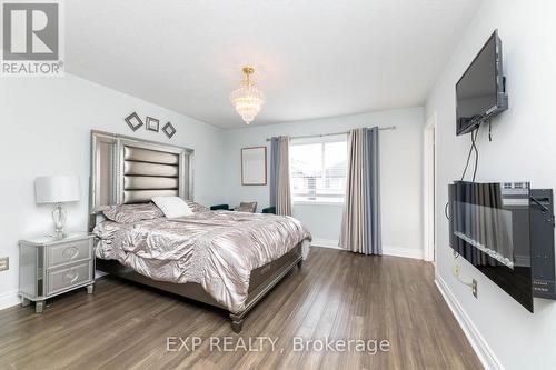 111 Knowles Drive, Toronto, ON - Indoor Photo Showing Bedroom