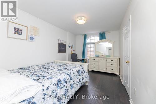 111 Knowles Drive, Toronto, ON - Indoor Photo Showing Bedroom