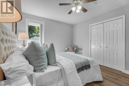 82 - 6 Esterbrooke Avenue, Toronto, ON - Indoor Photo Showing Bedroom