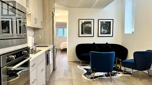 1 - 175 Jones Avenue, Toronto, ON - Indoor Photo Showing Kitchen