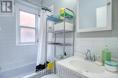 82 Greensides Avenue, Toronto, ON - Indoor Photo Showing Bathroom