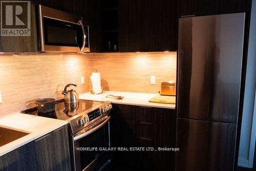 508 - 30 Ordnance Street, Toronto, ON - Indoor Photo Showing Kitchen