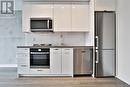 202 - 195 Mccaul Street, Toronto, ON  - Indoor Photo Showing Kitchen 