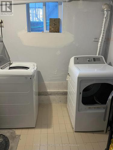 Bsmnt - 46 Jesmond Avenue, Toronto, ON - Indoor Photo Showing Laundry Room