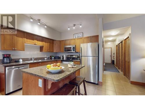 895 Dogwood Drive Unit# 26, Kimberley, BC - Indoor Photo Showing Kitchen With Stainless Steel Kitchen With Double Sink