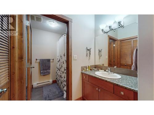 895 Dogwood Drive Unit# 26, Kimberley, BC - Indoor Photo Showing Bathroom