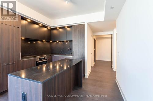 3705 - 15 Mercer Street, Toronto, ON - Indoor Photo Showing Kitchen