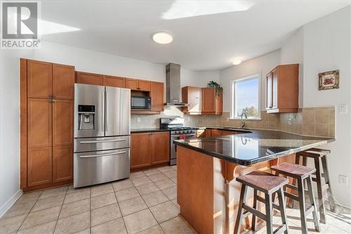 143 Baroness Drive, Ottawa, ON - Indoor Photo Showing Kitchen