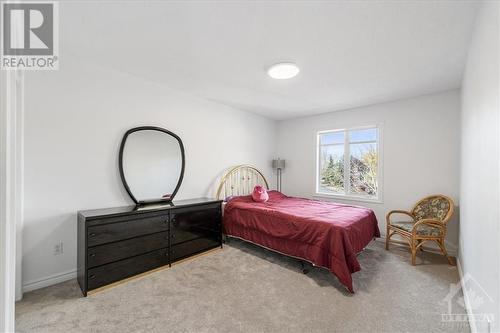 143 Baroness Drive, Ottawa, ON - Indoor Photo Showing Bedroom