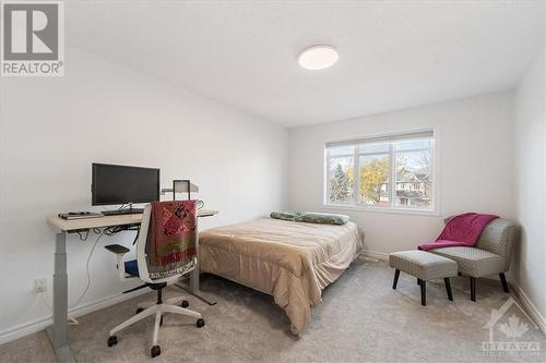 143 Baroness Drive, Ottawa, ON - Indoor Photo Showing Bedroom