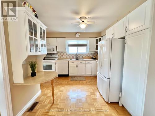 3 Alnet Drive, Belleville, ON - Indoor Photo Showing Kitchen