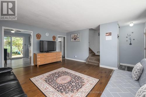 840 Milford Drive, Kingston (North Of Taylor-Kidd Blvd), ON - Indoor Photo Showing Living Room