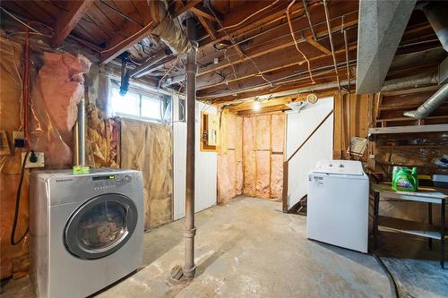 757 Inkster Boulevard, Winnipeg, MB - Indoor Photo Showing Laundry Room