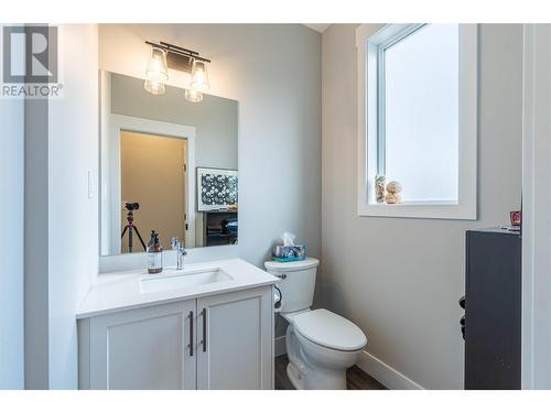 6519 Savona Access Road, Kamloops, BC - Indoor Photo Showing Bathroom