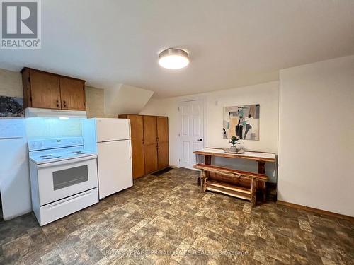 133 Byron Street, Quinte West, ON - Indoor Photo Showing Kitchen