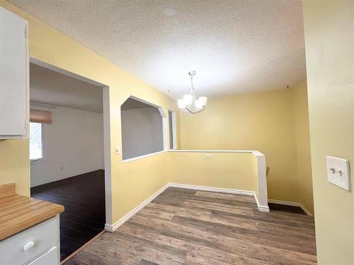 205 Paddington Road, Winnipeg, MB - Indoor Photo Showing Other Room